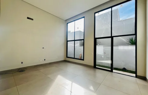 Casa em Laranjeiras, Uberlândia