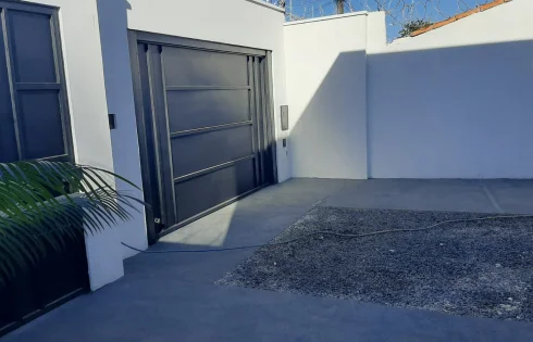 Casa em Jardim Holanda, Uberlândia