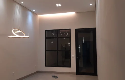 Casa em Jardim Holanda, Uberlândia
