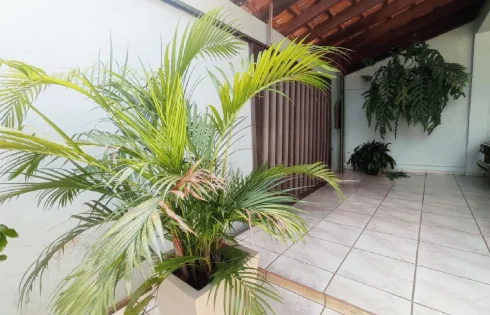 Casa em São Jorge, Uberlândia