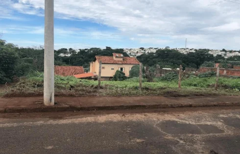 Terreno em Cidade Jardim, Uberlândia