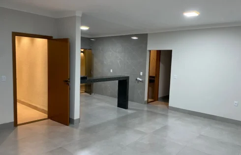 Casa em Cidade Jardim, Uberlândia