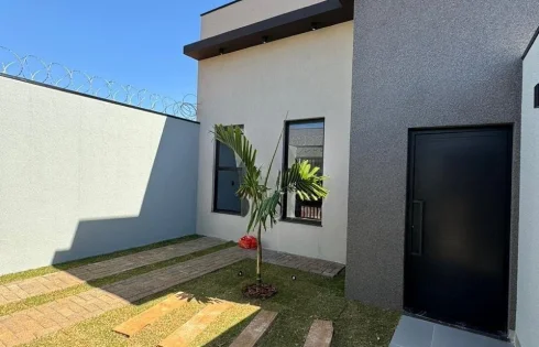 Casa em Novo Mundo, Uberlândia