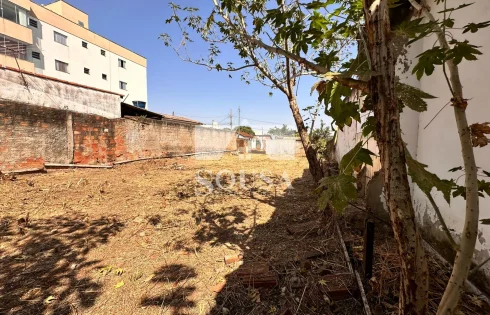 Terreno em Santa Mônica, Uberlândia