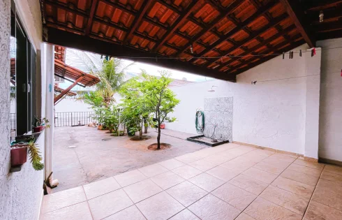 Casa em Shopping Park, Uberlândia