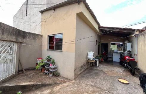 Marta Helena, Uberlândia