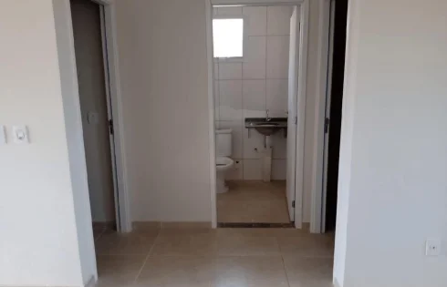 Casa em Loteamento Luizote Iv, Uberlândia