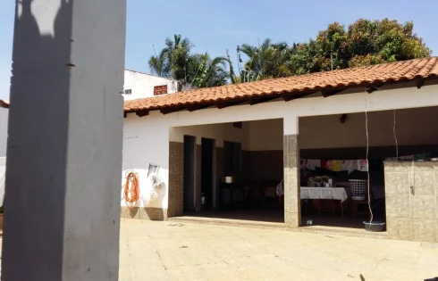 Casa em Nossa Senhora das Graças, Uberlândia