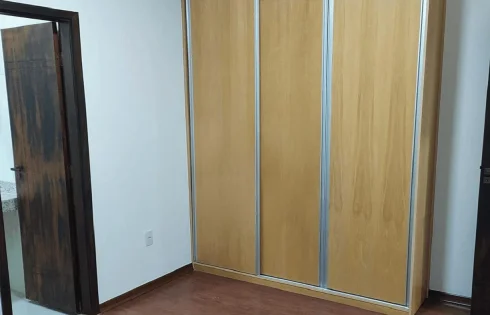 Casa em Granada, Uberlândia