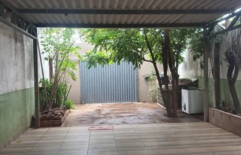 Casa em Residencial Integração, Uberlândia