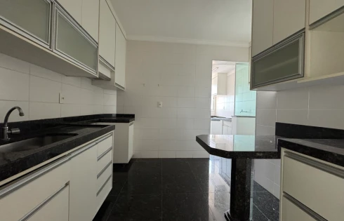 Apartamento em Santa Mônica, Uberlândia