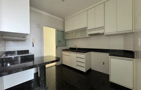 Apartamento em Santa Mônica, Uberlândia