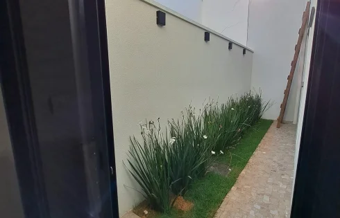 Casa em Jardim Holanda, Uberlândia