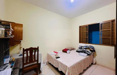 Casa em Jardim das Palmeiras, Uberlândia