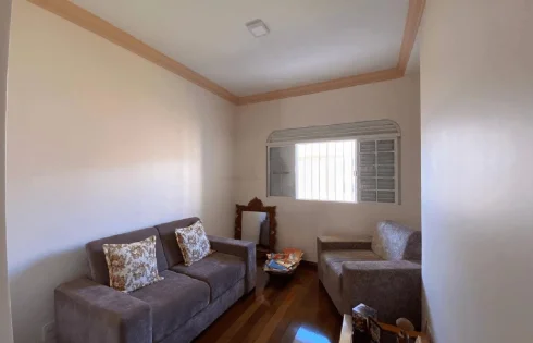 Casa em Saraiva, Uberlândia
