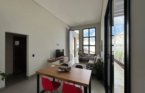 Casa em Novo Mundo, Uberlândia
