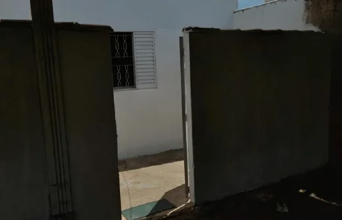 Casa em Segismundo Pereira, Uberlândia