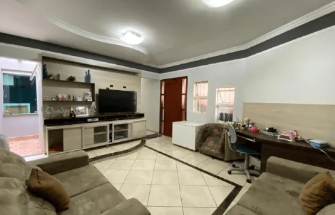 Casa em Santa Luzia, Uberlândia