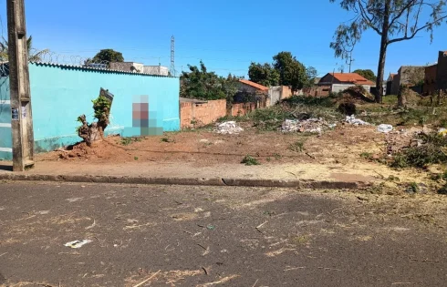 Terreno em Jardim Canaã, Uberlândia
