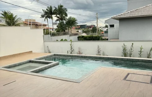 Casa em Morada da Colina, Uberlândia