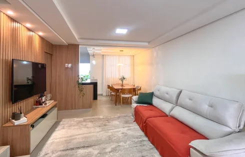 Casa em Praça Alto Umuarama, Uberlândia