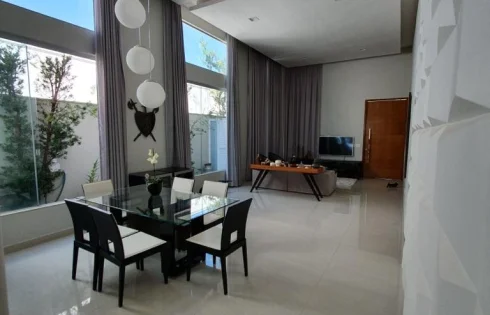 Casa em Jardim Botânico, Uberlândia