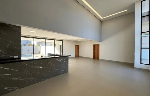 Casa em Laranjeiras, Uberlândia