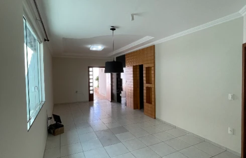 Casa em Jardim Inconfidência, Uberlândia