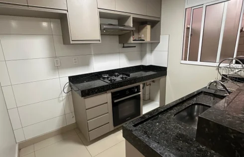 Apartamento em Jardim Holanda, Uberlândia