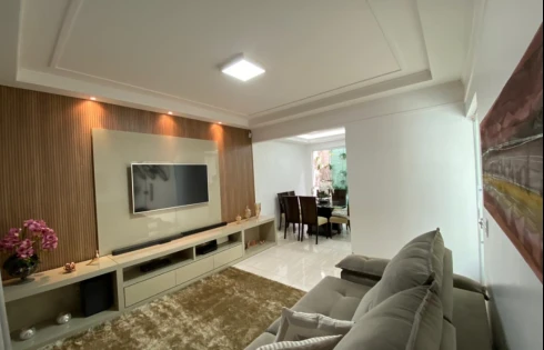 Casa em Laranjeiras, Uberlândia