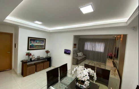 Casa em Laranjeiras, Uberlândia
