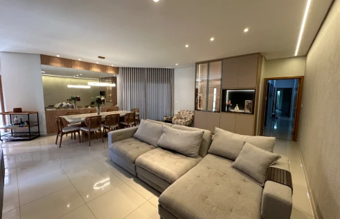 Casa em Santa Mônica, Uberlândia