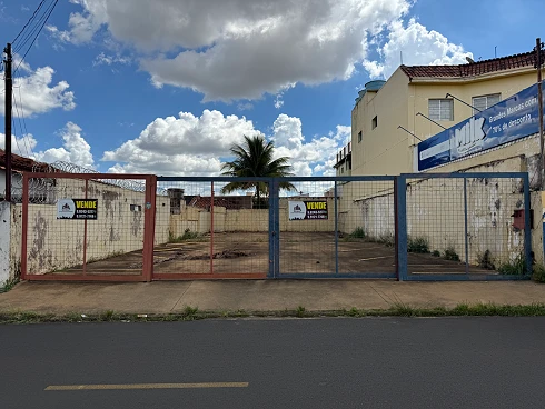 Terreno em Marta Helena, Uberlândia