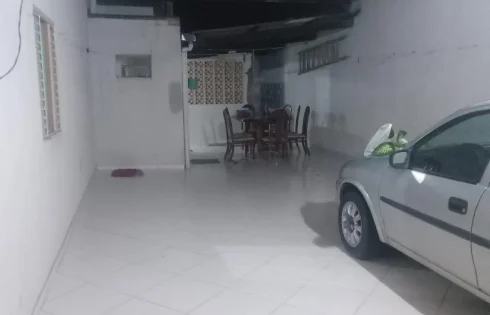 Casa em Luizote de Freitas, Uberlândia