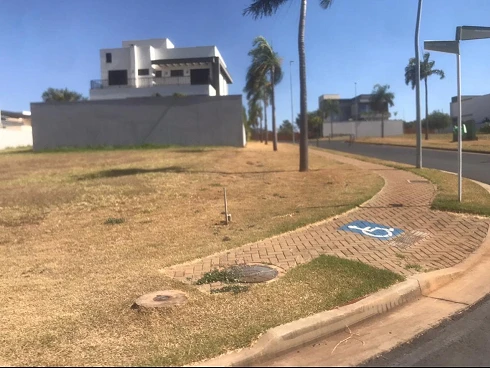 Terreno em Granja Marileusa, Uberlândia