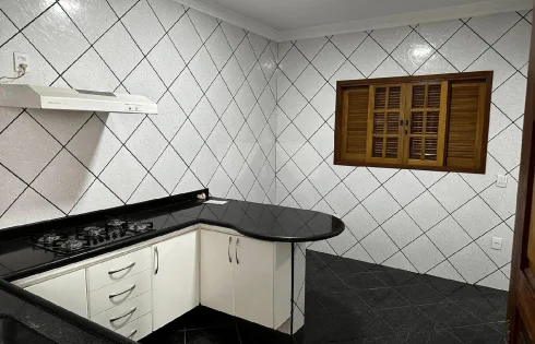Casa em Jardim Patricia, Uberlândia