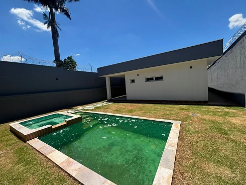 Casa em Cidade Jardim, Uberlândia