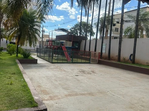 Apartamento em Jardim Holanda, Uberlândia