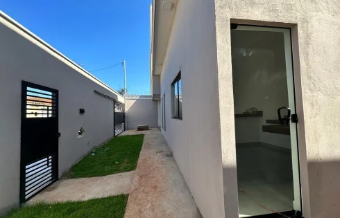 Casa em Jardim Holanda, Uberlândia