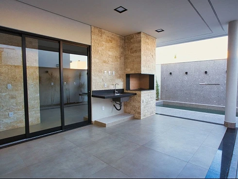 Casa em Laranjeiras, Uberlândia