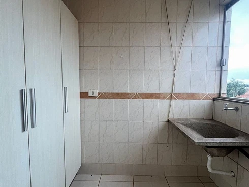 Apartamento em Segismundo Pereira, Uberlândia