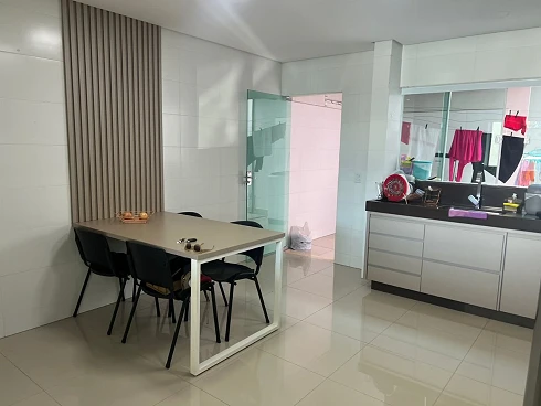 Casa em Loteamento São Bento, Uberlândia