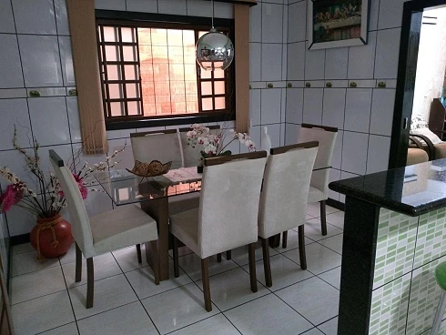 Casa em Luizote De Freitas, Uberlândia