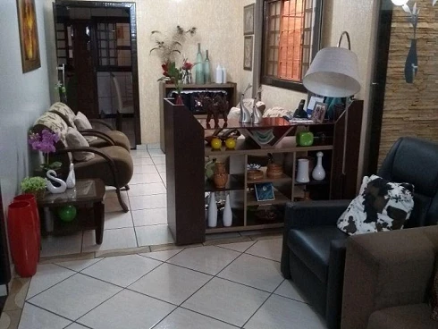 Casa em Luizote De Freitas, Uberlândia