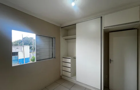 Apartamento em Jardim das Palmeiras, Uberlândia