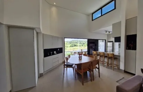 Casa em Granja Marileusa, Uberlândia