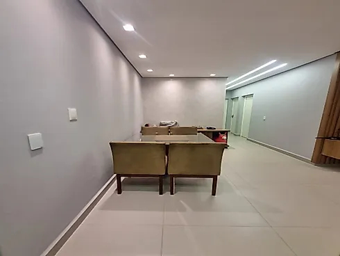 Apartamento com 3 quartos em Jardim Patrícia, Uberlândia