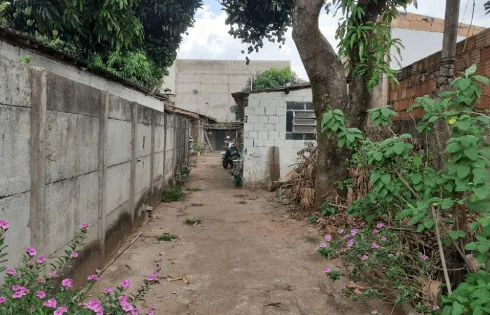 Terreno em Jardim das Palmeiras, Uberlândia