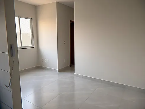 Apartamento com 2 quartos em Jardim Canaã, Uberlândia