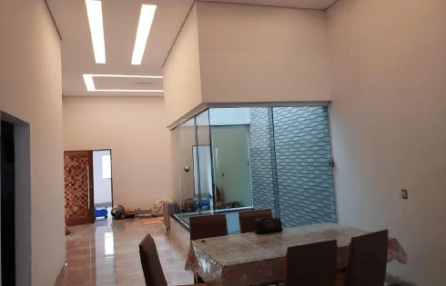 Casa em Jardim Holanda, Uberlândia